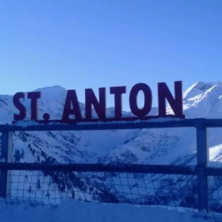 Riefli Aparts 아파트 장크트안톤암아를베르크